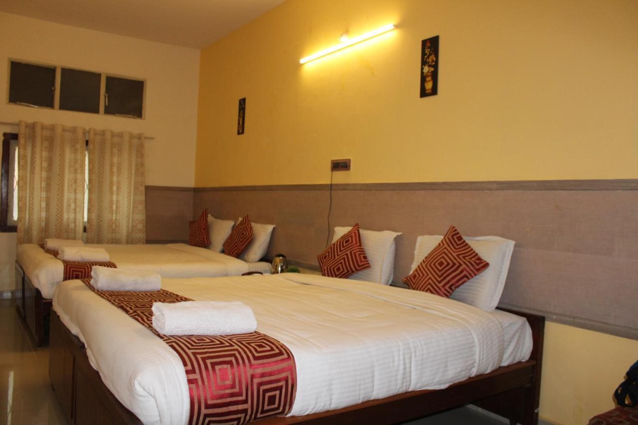 Kaveri Hotel Bed & Breakfast Maiçor Exterior foto